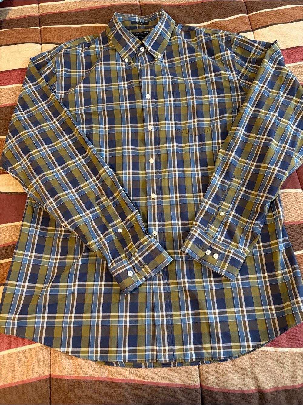 Lands’ End XL Men’s Shirt